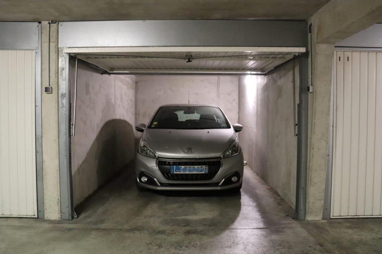 Centre La Terrasse Des Capucines Avec Garage Privee Uzes